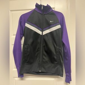 Nike Track Jacket. Purple. Large